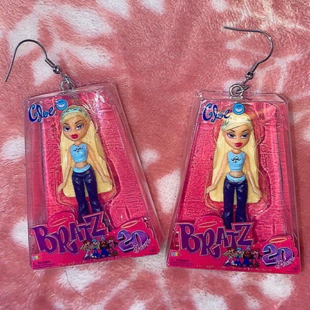 Nostalgic Y2k Bratz Earrings